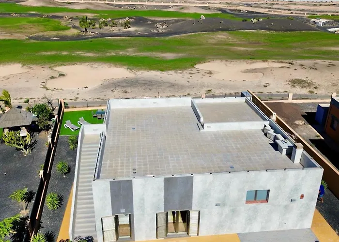 Bali Golf Salinas Villa