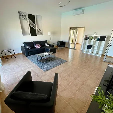 Bali Golf Salinas Villa