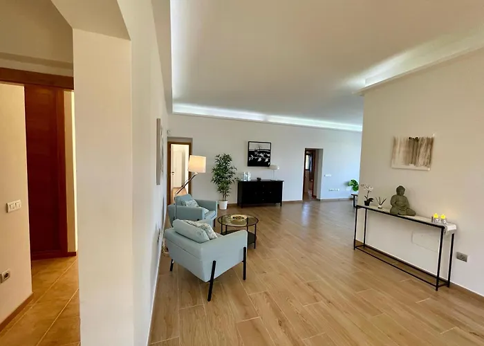 Bali Golf Salinas Villa